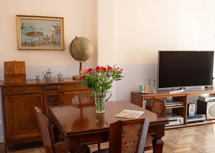 Apartament Trasteverehome - Elegant And Quiet 3 Bedroom In Trastevere With Elevator Rzym