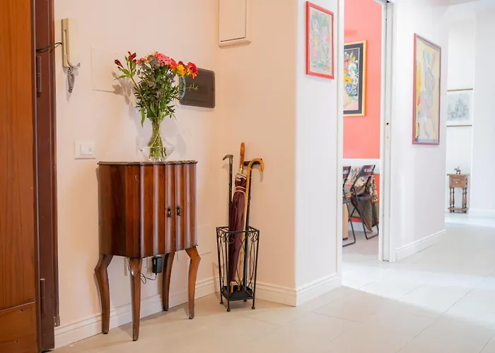 Apartman Trasteverehome - Elegant And Quiet 3 Bedroom In Trastevere With Elevator *