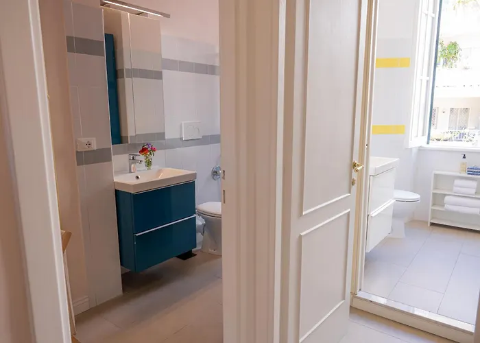 Trasteverehome - Elegant And Quiet 3 Bedroom In Trastevere With Elevator *